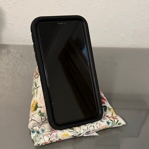 Handmade Floral Cell Phone Stand